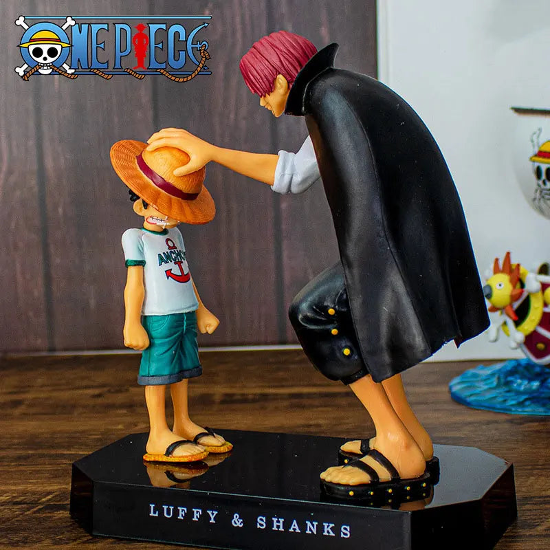Figura One Piece 18 cm — Shanks (Edición Coleccionista)
